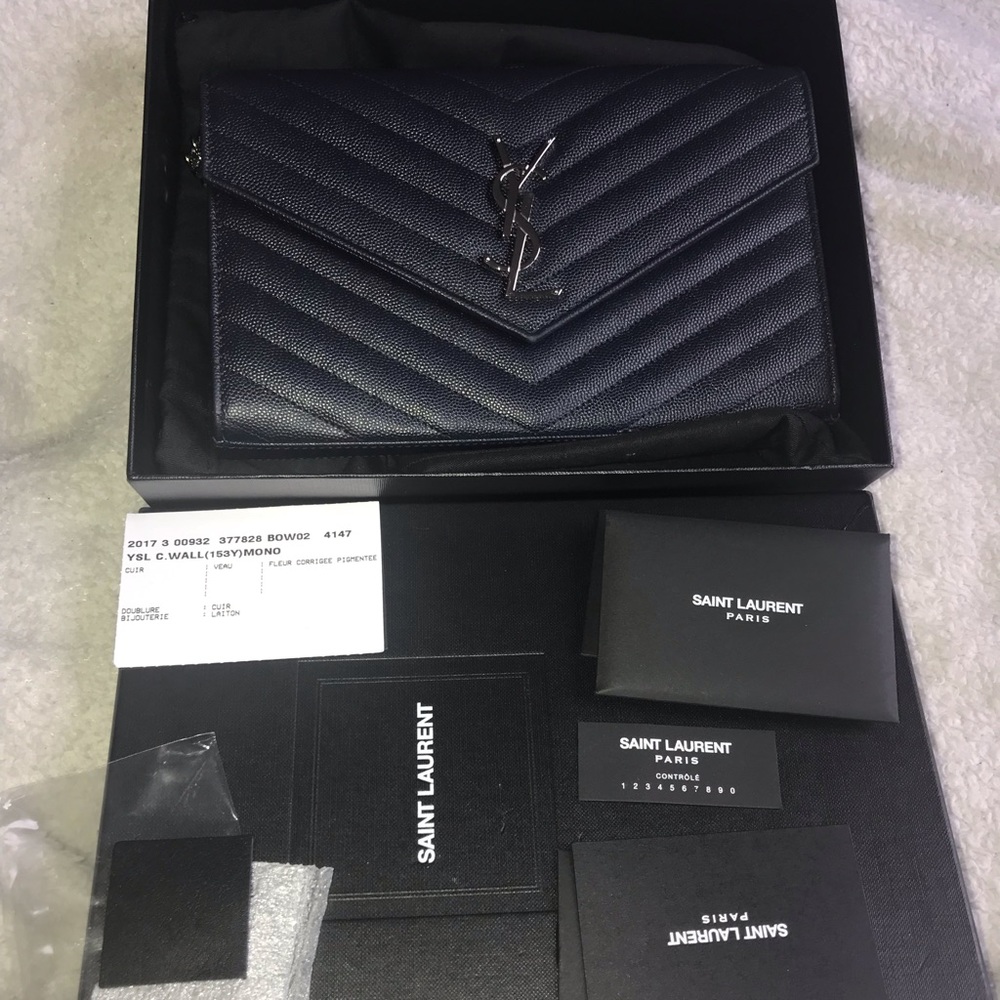 Saint Laurent Medium Monogram Chain Envelope